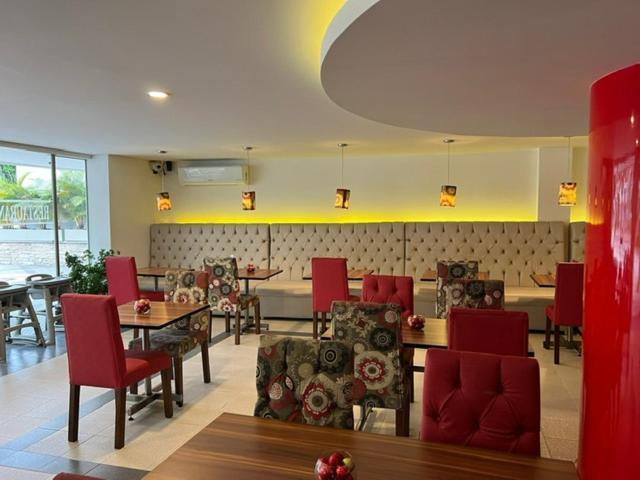 Hotel Juan Maria Tuluá Екстериор снимка
