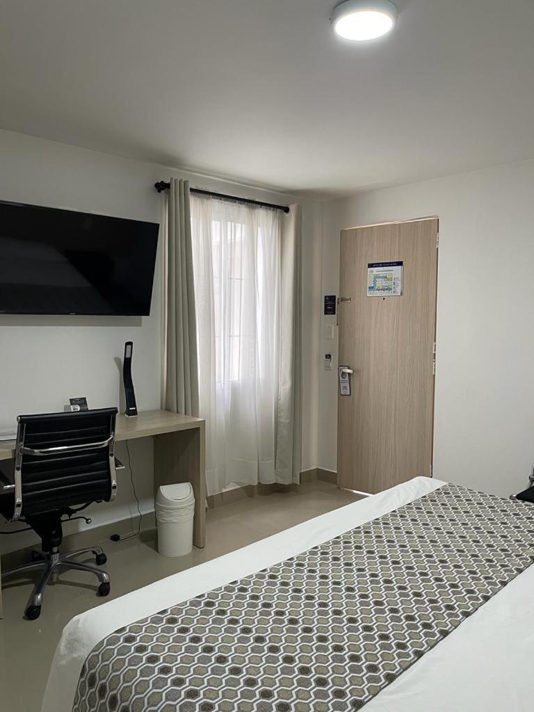Hotel Juan Maria Tuluá Екстериор снимка